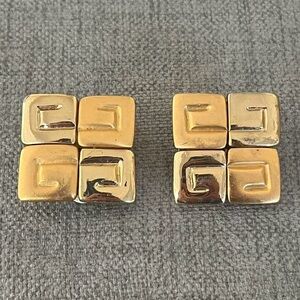 Vintage Givenchy Classic Logo Monogram Glossy Matte Gold Square Clip-On Earrings